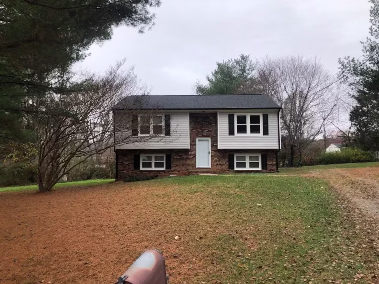 btb construction new roof and new siding with new windows installed in lynchburg virginia